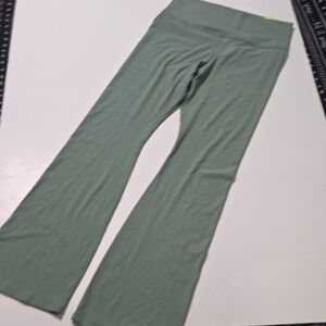 All in Motion Women's Bootcut Green Leggings